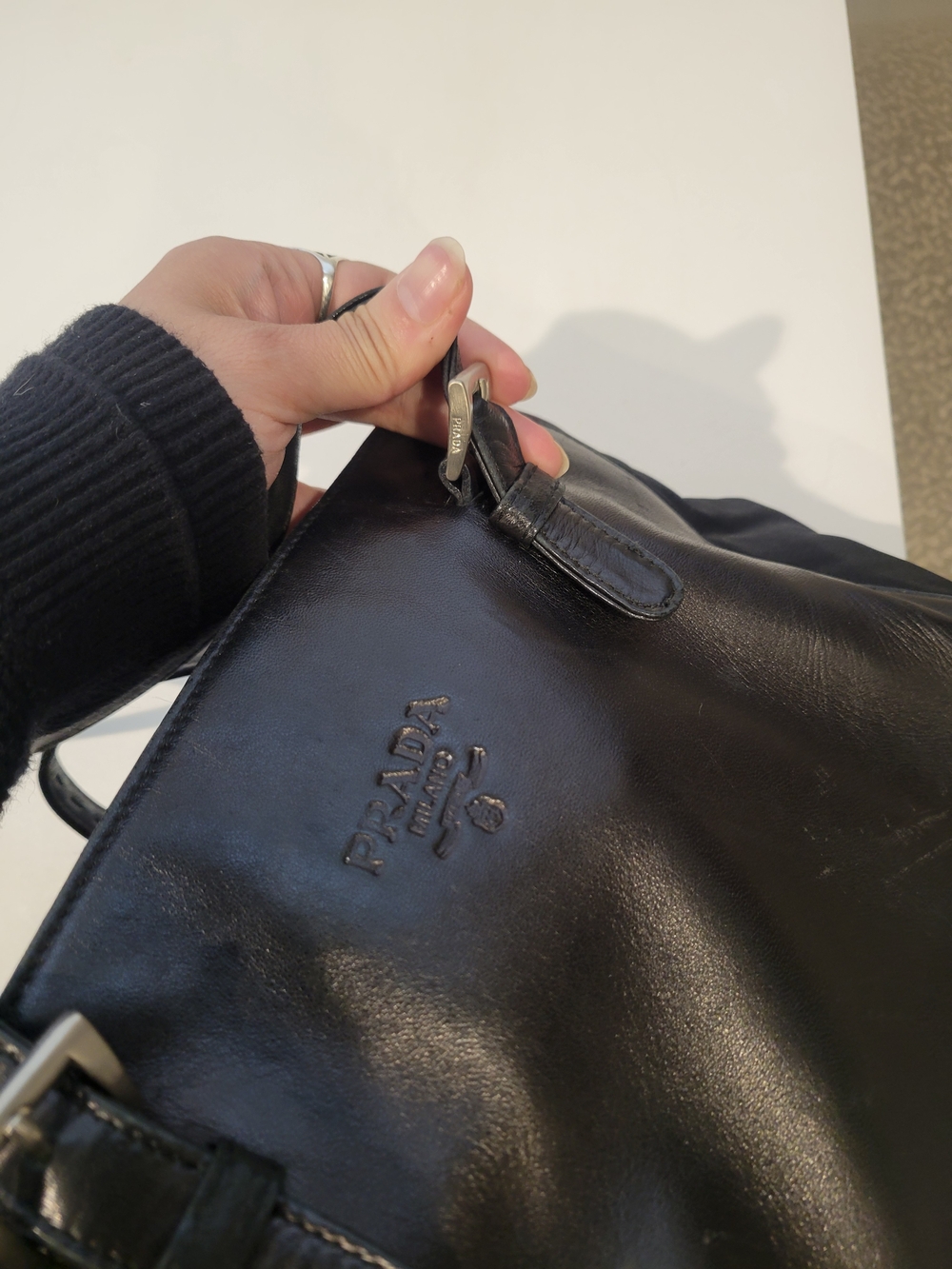 Authentic Vintage Prada Leather Shoulder Bag Quiet Luxury Y2K Minimalist 90s - Picture 4 of 11